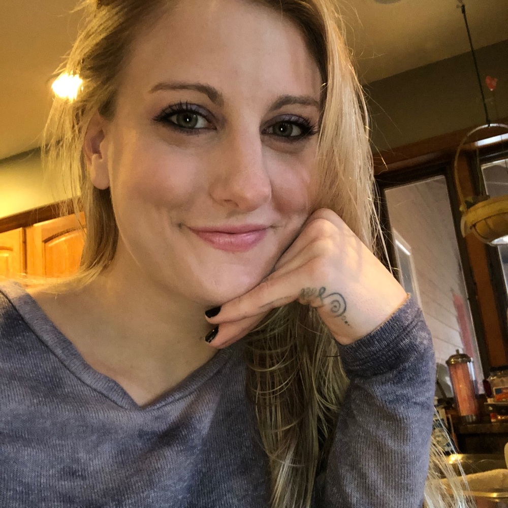 Meet your Posher, Sara